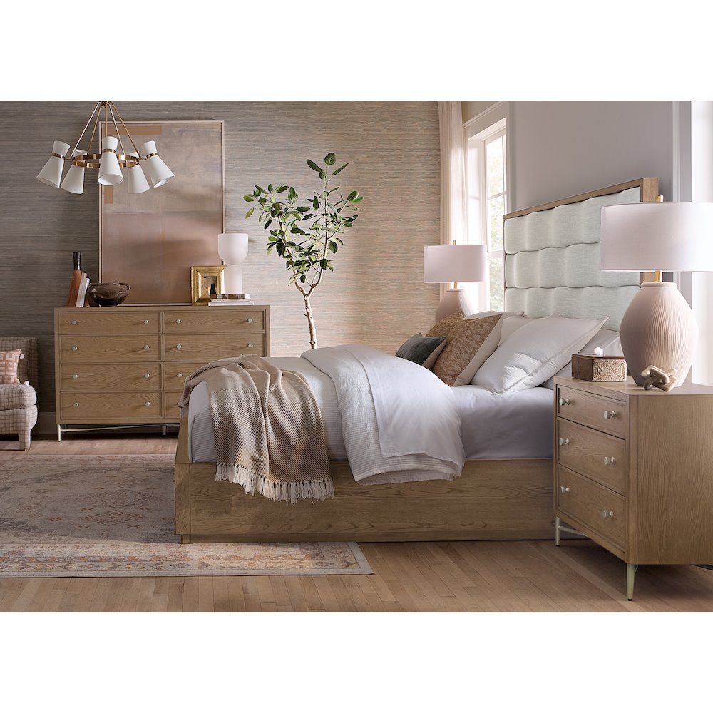 Sonnet Eight-Drawer Dresser in Medium Brown Wood by Hooker Furnishings. Picture 7