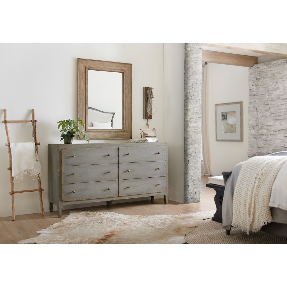 Ciao Bella Six-Drawer Wood Dresser in Speckled Gray by Hooker Furniture. Picture 3