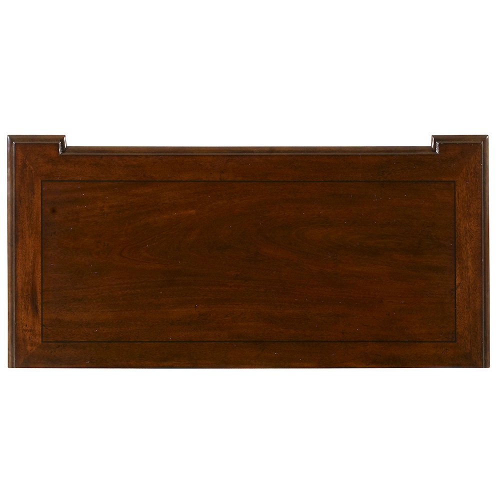 Hooker Furniture Leesburg 5 Drawer Chest in Mahogany. Picture 2