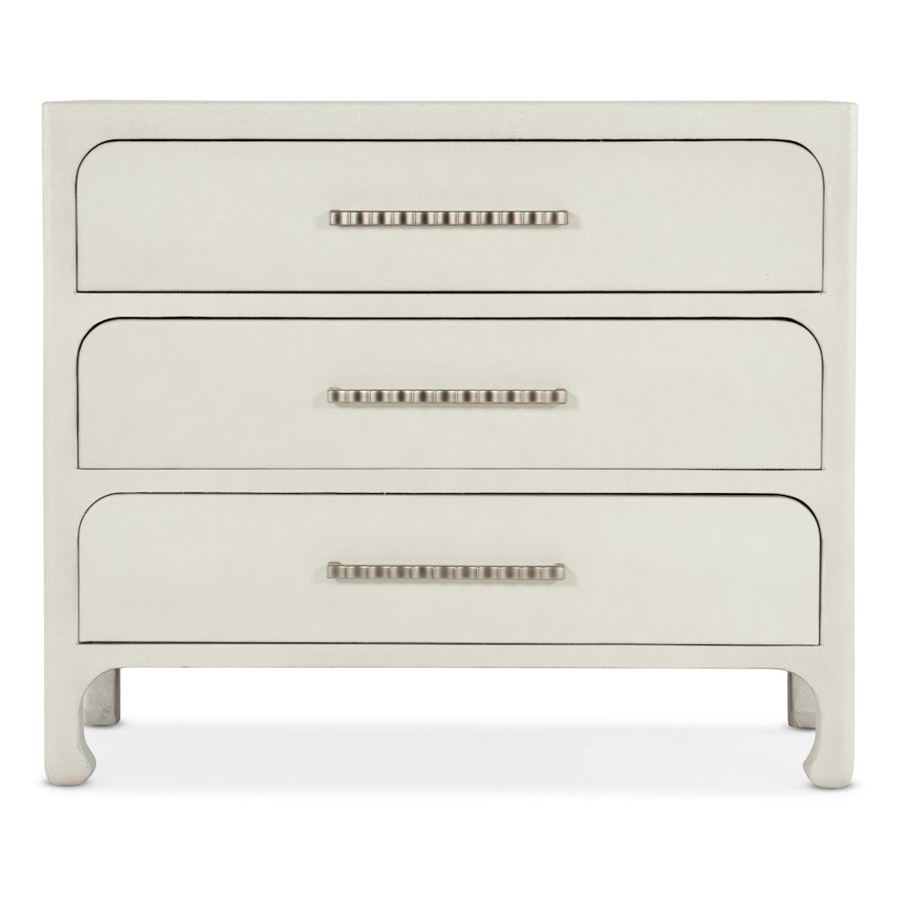 Serenity Cruiser Accent Chest in White Wood by Hooker Furniture. Picture 2