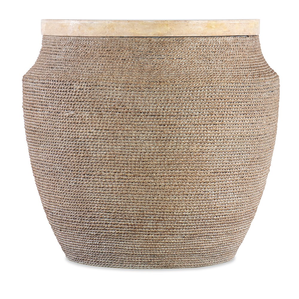 Retreat Round Side Table. Picture 1