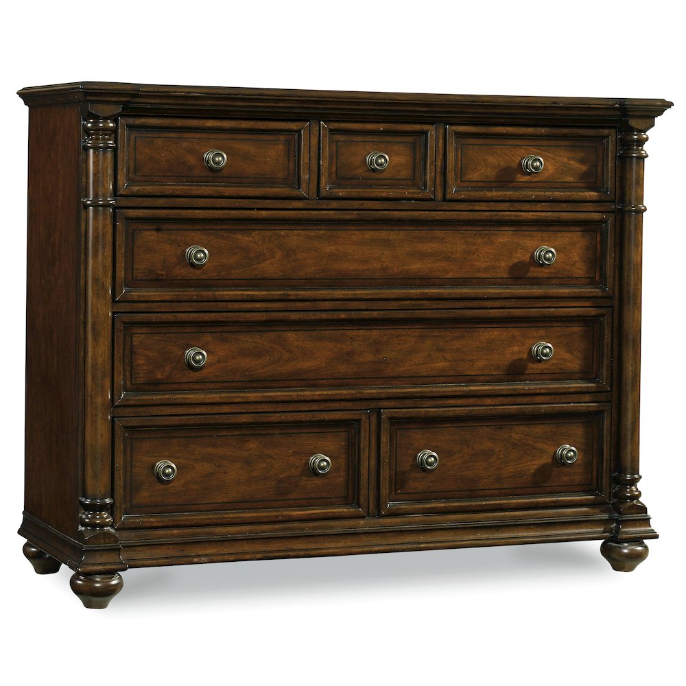 Hooker Furniture Leesburg 7 Drawer Dresser in Mahogany. Picture 1