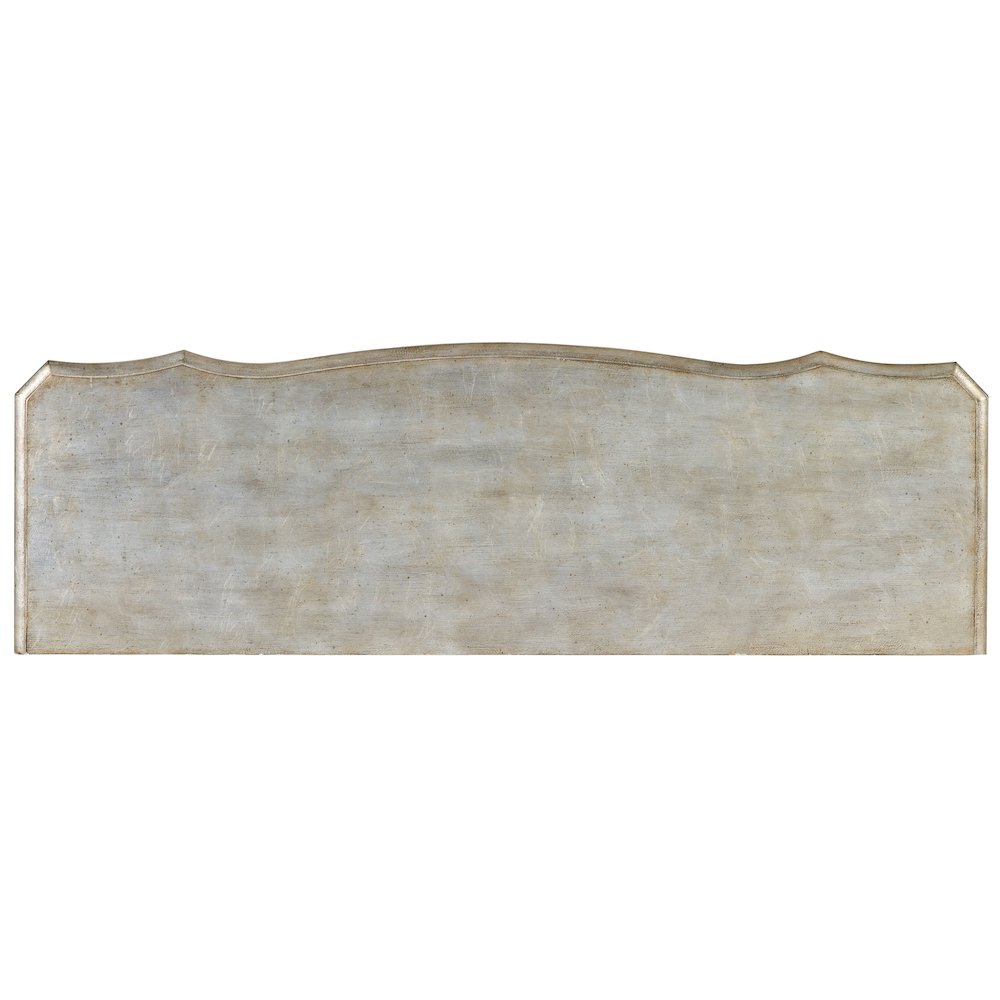 Hooker Furniture Sanctuary 7 Drawer Dresser in Silver. Picture 2