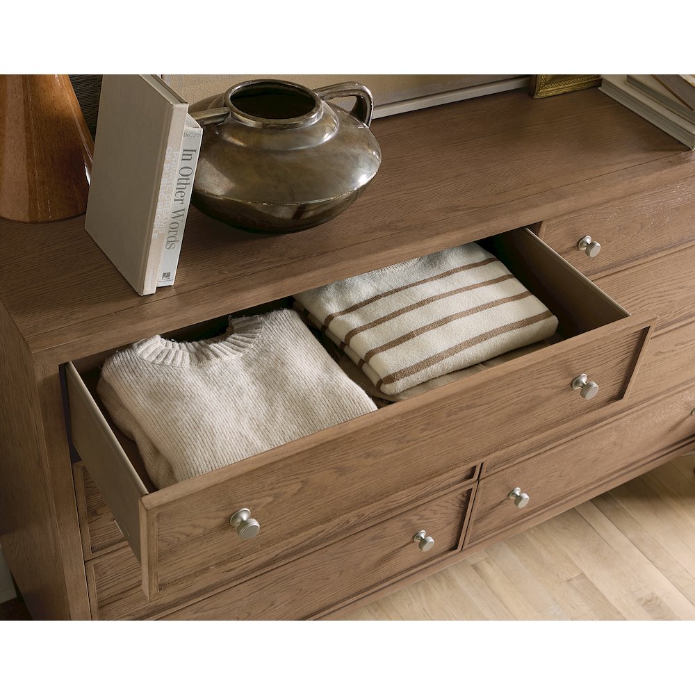 Sonnet Eight-Drawer Dresser in Medium Brown Wood by Hooker Furnishings. Picture 5