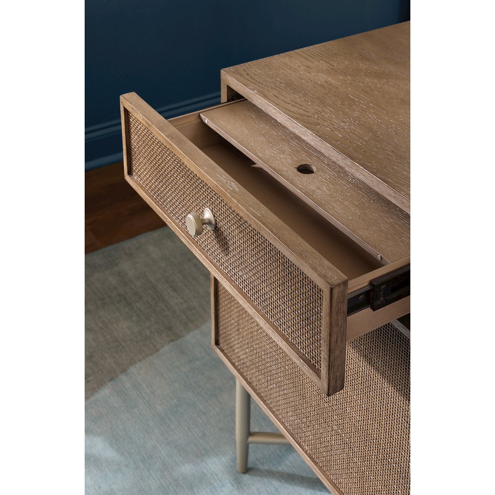 Sonnet Executive Desk in Medium Brown Wood by Hooker Furnishings. Picture 7