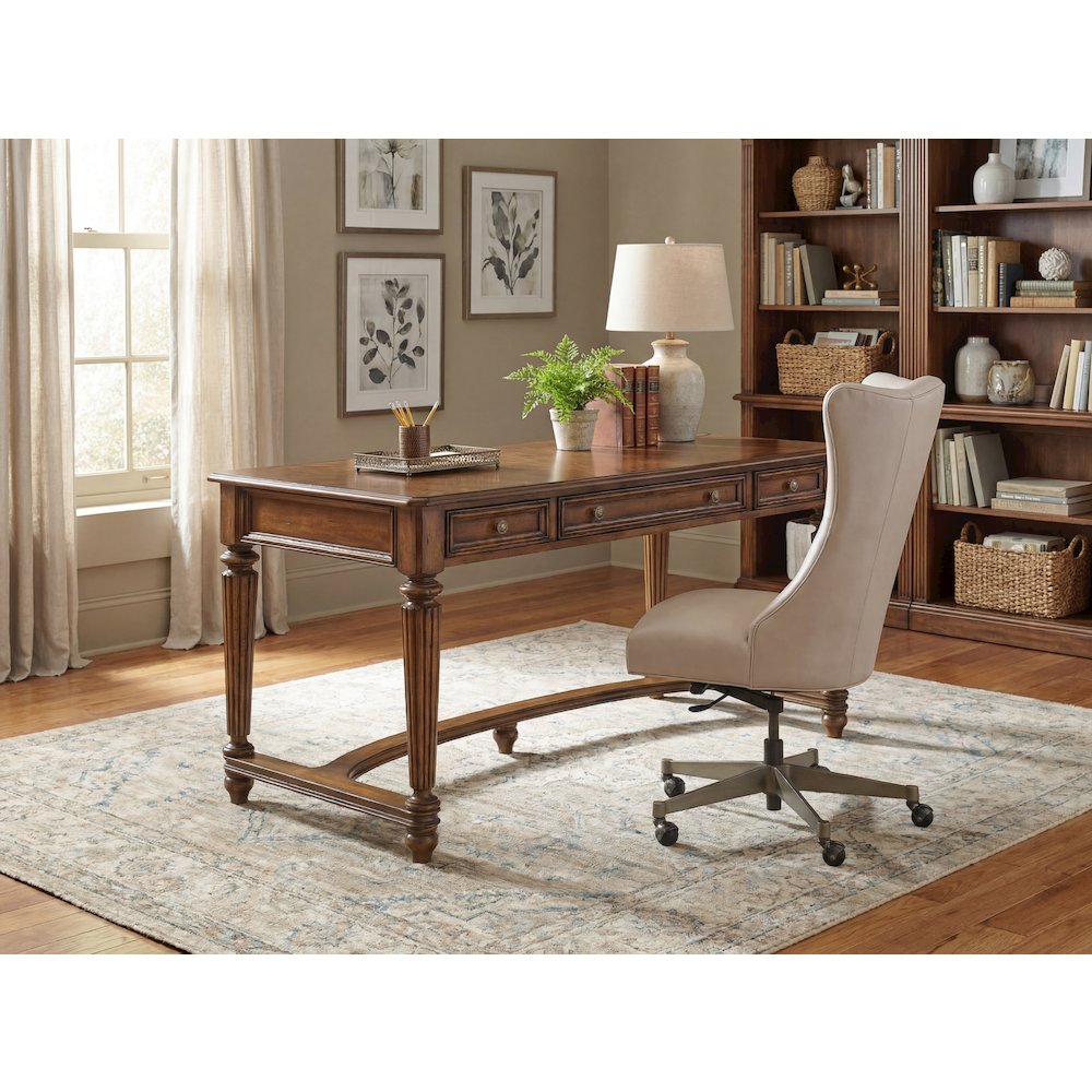 Hooker Furniture Brookhaven Leg Desk in Cherry Wood Finish. Picture 5