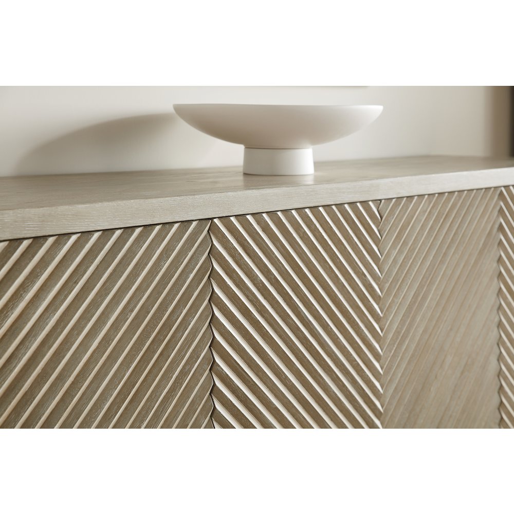 Hooker Furniture Dining Room Cascade Credenza. Picture 4