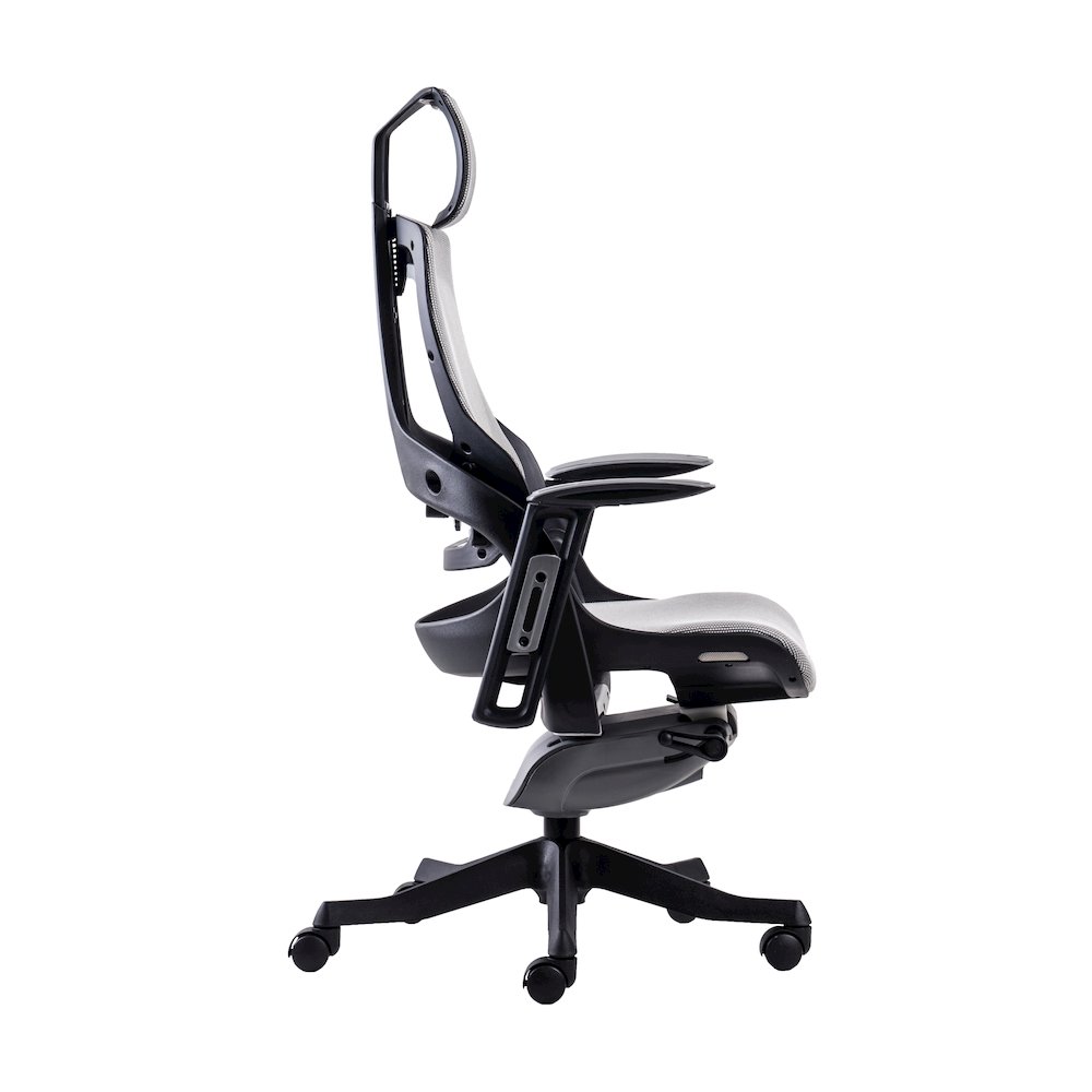 Techni Mobili LUX Ergonomic Executive Chair. Picture 9