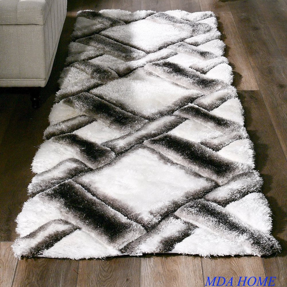 MATEOS SHAG MS06  2'4" X 8'. Picture 1