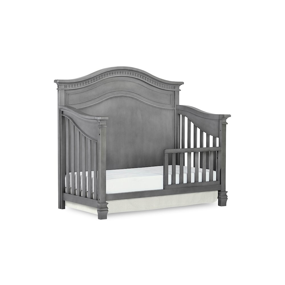 Crib. Picture 3