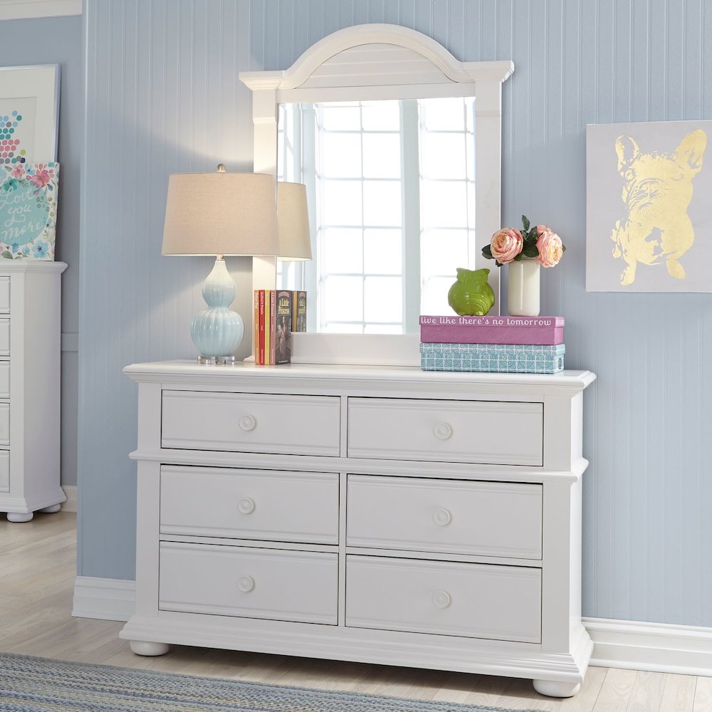 Summer House 6 Drawer Dresser in Oyster White. Picture 7