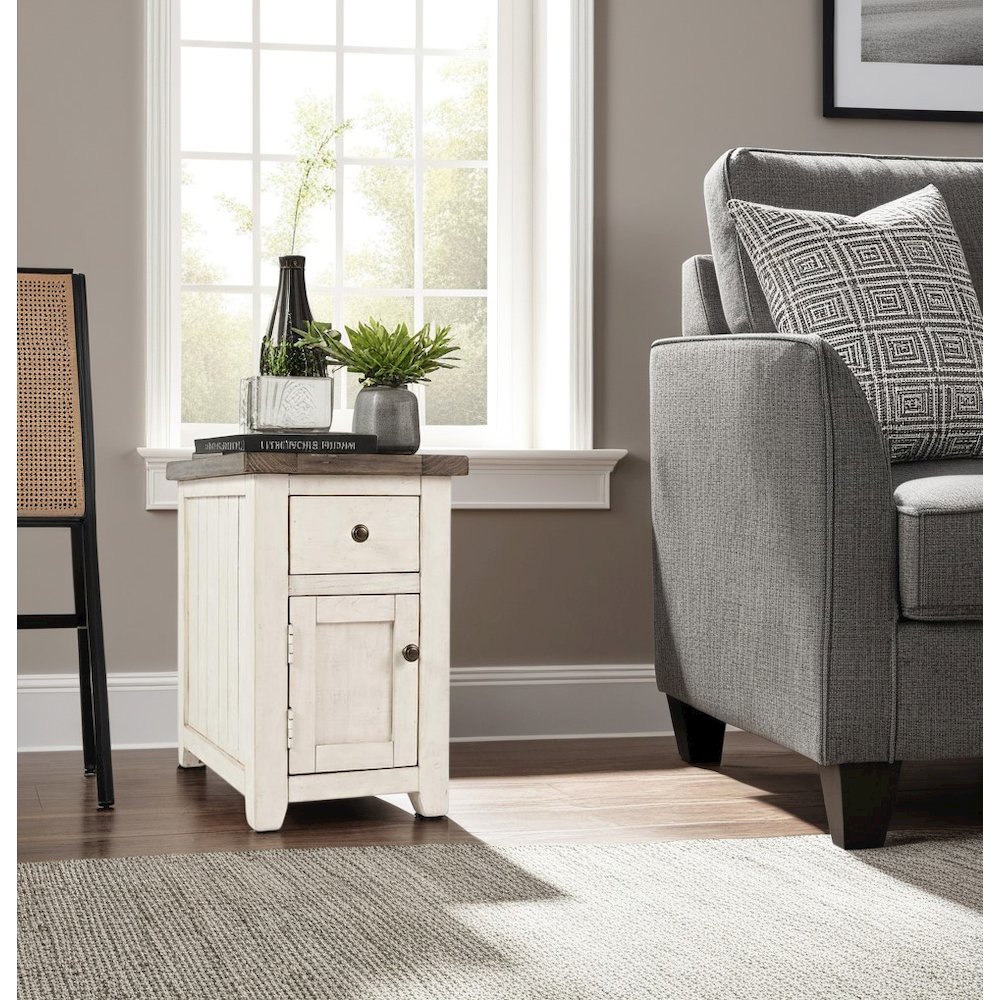 White Rustic Farmhouse Chairside Table with Reclaimed Pine Wood Construction. Picture 4