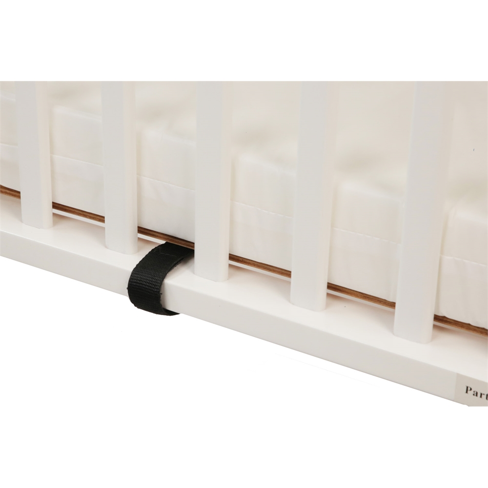 The Little Wood Crib-Mini/Portable Folding Wood Crib-White. Picture 6