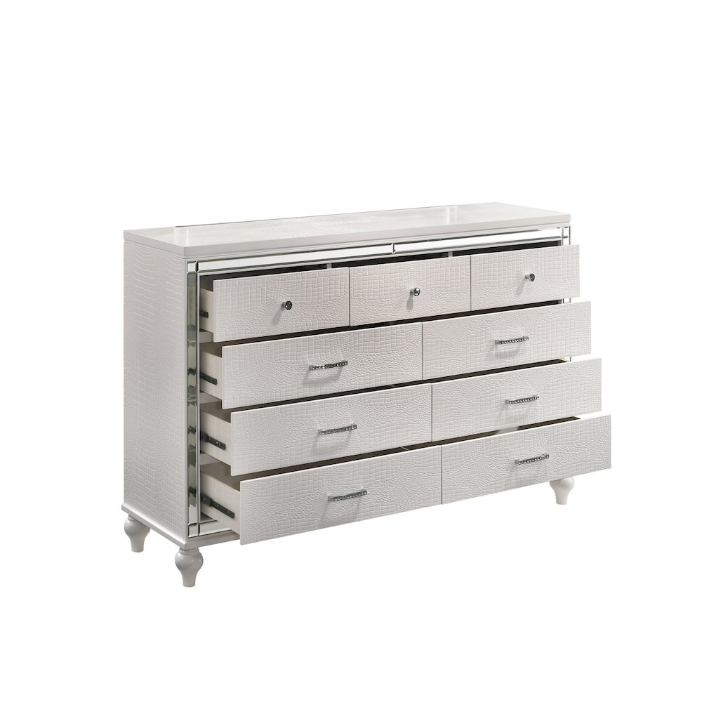 Furniture Valentine Solid Wood Dresser with 9 Drawers in White. Picture 7