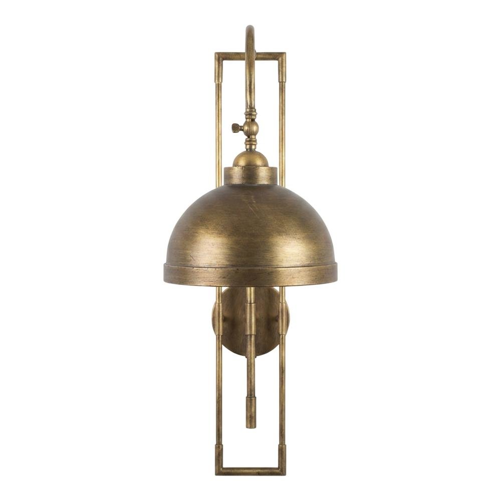 Metal Wall Light With Antique Brass Finish. Picture 1